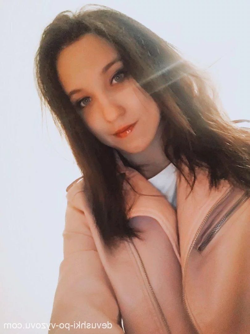 Шлюха Карина (29), Динамо, 4,000 ₽ час, Секс классический, Минет глубокий, тел +7(950)802-13-75