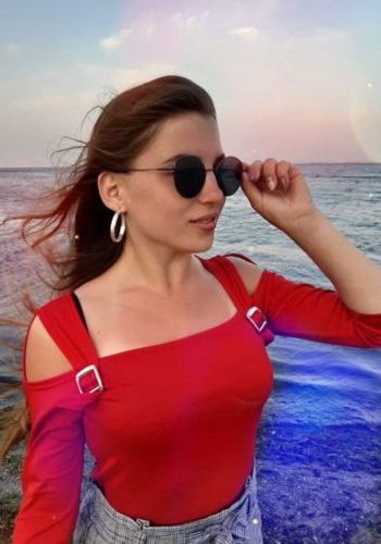 Шлюха  Сабрина (26), Чистые пруды, 5,000 ₽ час, Секс классический, Минет глубокий, тел +7(953)170-90-62