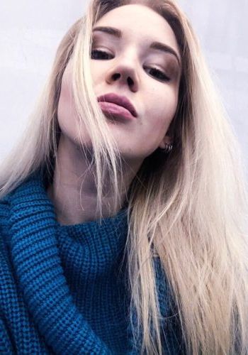 Профессионалка Влада (26), Ломоносовский проспект, 3,500 ₽ час, Минет без резинки, Окончание на грудь, тел +7(902)618-58-74