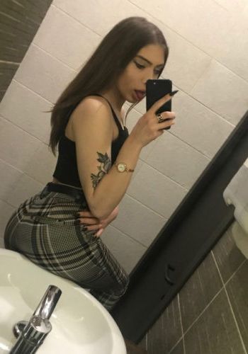 Эскортница Дина (22), Охотный ряд, 3,500 ₽ час, Массаж эротический, Окончание в рот, тел +7(929)743-62-57