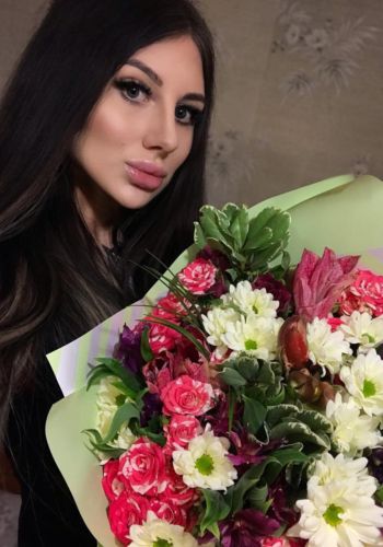 Жрица любви Ольга (25), Парк культуры, 3,500 ₽ час, Минет глубокий, Массаж расслабляющий, тел +7(988)124-92-25