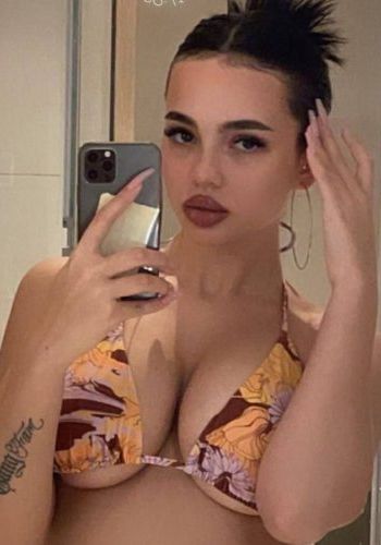 Массажистка Эльвира (22), Мневники, 3,000 ₽ час, Окончание на грудь, Окончание на лицо, тел +7(987)971-91-58