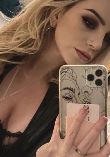 Путана Оксана (22), Марушкинское, 3,000 ₽ час, Минет в машине, Куннилингус, тел +7(927)537-13-20