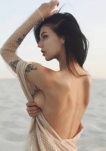 Путана Анюта (28), Солнечногорск, 3,000 ₽ час, Минет глубокий, Куннилингус, тел +7(989)542-15-50