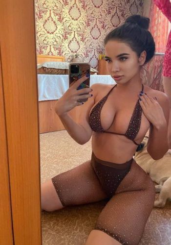 Жрица любви Александра (26), Варшавская, 3,000 ₽ час, Массаж эротический, Окончание на лицо, тел +7(931)098-82-38