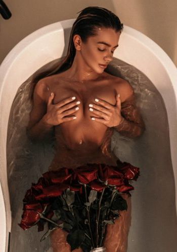 Шлюха Марина (32), Нагатинская, 4,000 ₽ час, Массаж эротический, Окончание на грудь, тел +7(937)405-34-45