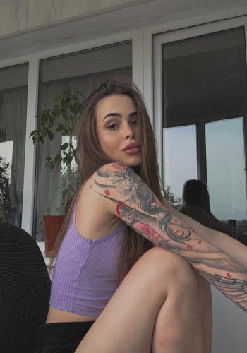 Проститутка Луиза (23), Реутов, 6,000 ₽ час, Секс классический, Окончание в рот, тел +7(902)439-72-57