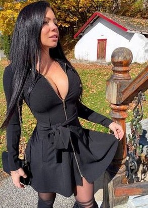 Проститутка Марина (23), Молодежная, 6,000 ₽ час, Минет в презервативе, Массаж эротический, тел +7(931)923-57-59