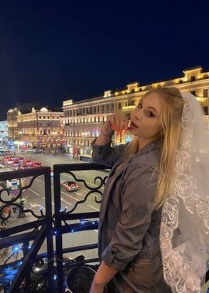 Массажистка Аделина (21), Тимирязевская, 6,000 ₽ час, Минет в презервативе, Окончание на грудь, тел +7(986)850-96-57