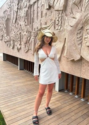 Массажистка Алина (22), Смоленская, 17,000 ₽ час, Окончание на грудь, Массаж расслабляющий, тел +7(904)860-05-91