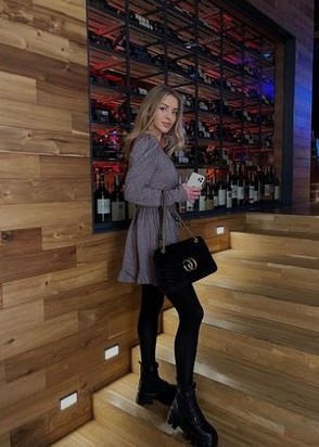 Индивидуалка Оля (22), Алексеевская, 10,000 ₽ час, Массаж эротический, Госпожа, тел +7(908)950-80-03