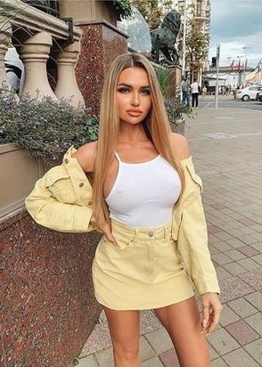 Путана Лера (23), Фрунзенская, 8,000 ₽ час, Окончание на грудь, Стриптиз не профи, тел +7(904)503-95-85