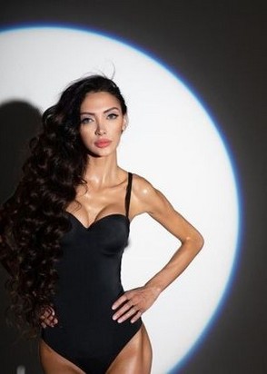 Проститутка Алиса (25), Дорогомилово, 10,000 ₽ час, Минет без резинки, Окончание на грудь, тел +7(999)718-90-62