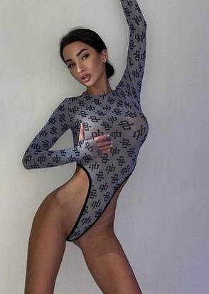 Проститутка Ангелина (24), Нагорная, 10,000 ₽ час, Минет в презервативе, Стриптиз профи, тел +7(988)861-09-89