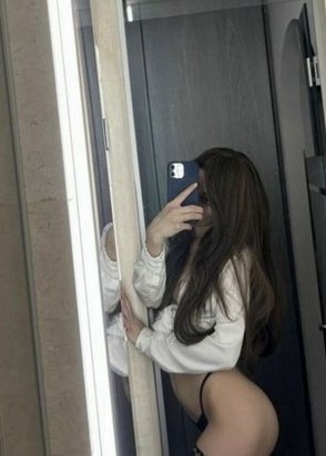 Шлюха Майя (26), Баррикадная, 7,000 ₽ час, Минет в презервативе, Стриптиз профи, тел +7(921)814-81-93
