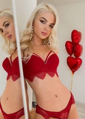 Профессионалка Лора (22), Сосенское, 10,000 ₽ час, Куннилингус, Массаж классический, тел +7(999)742-65-41