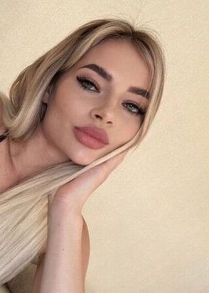 Куртизанка Лора (28), Тушинская, 7,000 ₽ час, Секс классический, Окончание в рот, тел +7(953)247-41-36