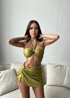 Массажистка Рита (25), Улица академика Янгеля, 5,000 ₽ час, Минет в презервативе, Фетиш, тел +7(995)537-01-60