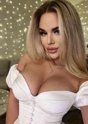 Проститутка Натали (25), Новокосино, 10,000 ₽ час, Минет глубокий, Массаж классический, тел +7(900)018-69-51