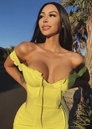 Куртизанка Карина (23), Крылатское, 8,000 ₽ час, Секс классический, Массаж расслабляющий, тел +7(991)896-89-42