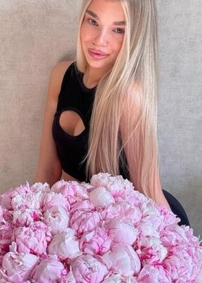 Содержанка Яна (22), Свиблово, 8,000 ₽ час, Окончание на лицо, Массаж урологический, тел +7(986)624-21-24