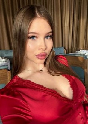 Профессионалка Лиза (24), Марк, 8,000 ₽ час, Минет в презервативе, Минет глубокий, тел +7(987)721-49-91