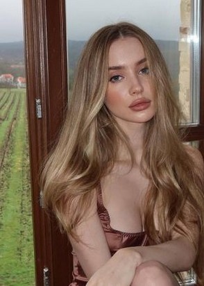 Куртизанка ЛЕНОЧКА (21), Петровский парк, 10,000 ₽ час, Минет глубокий, Массаж урологический, тел +7(927)820-24-39