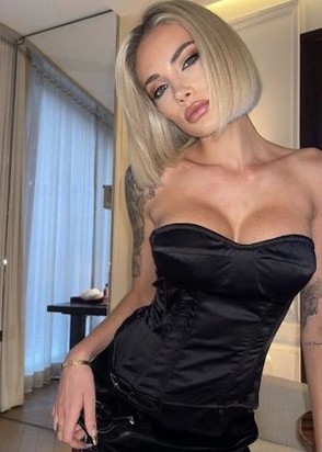 Массажистка МАРИ (22), Шелепиха, 10,000 ₽ час, Окончание на грудь, Стриптиз не профи, тел +7(902)231-40-81