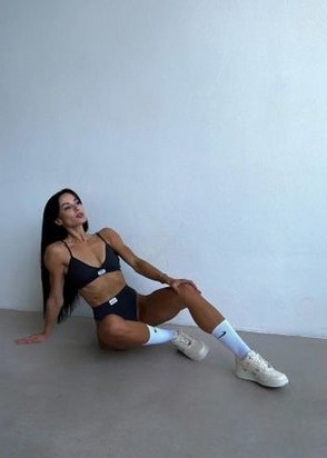 Путана Юля (24), Тургеневская, 5,000 ₽ час, Окончание на грудь, Окончание в рот, тел +7(953)325-63-46
