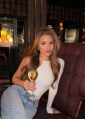 Эскортница Слава (25), Тургеневская, 8,000 ₽ час, Секс классический, Минет без резинки, тел +7(978)480-47-86