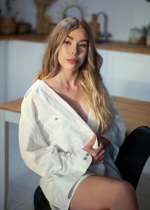 Проститутка Галя Тушино (23), Пятницкое шоссе, 8,000 ₽ час, Минет без резинки, Окончание в рот, тел +7(904)861-37-72
